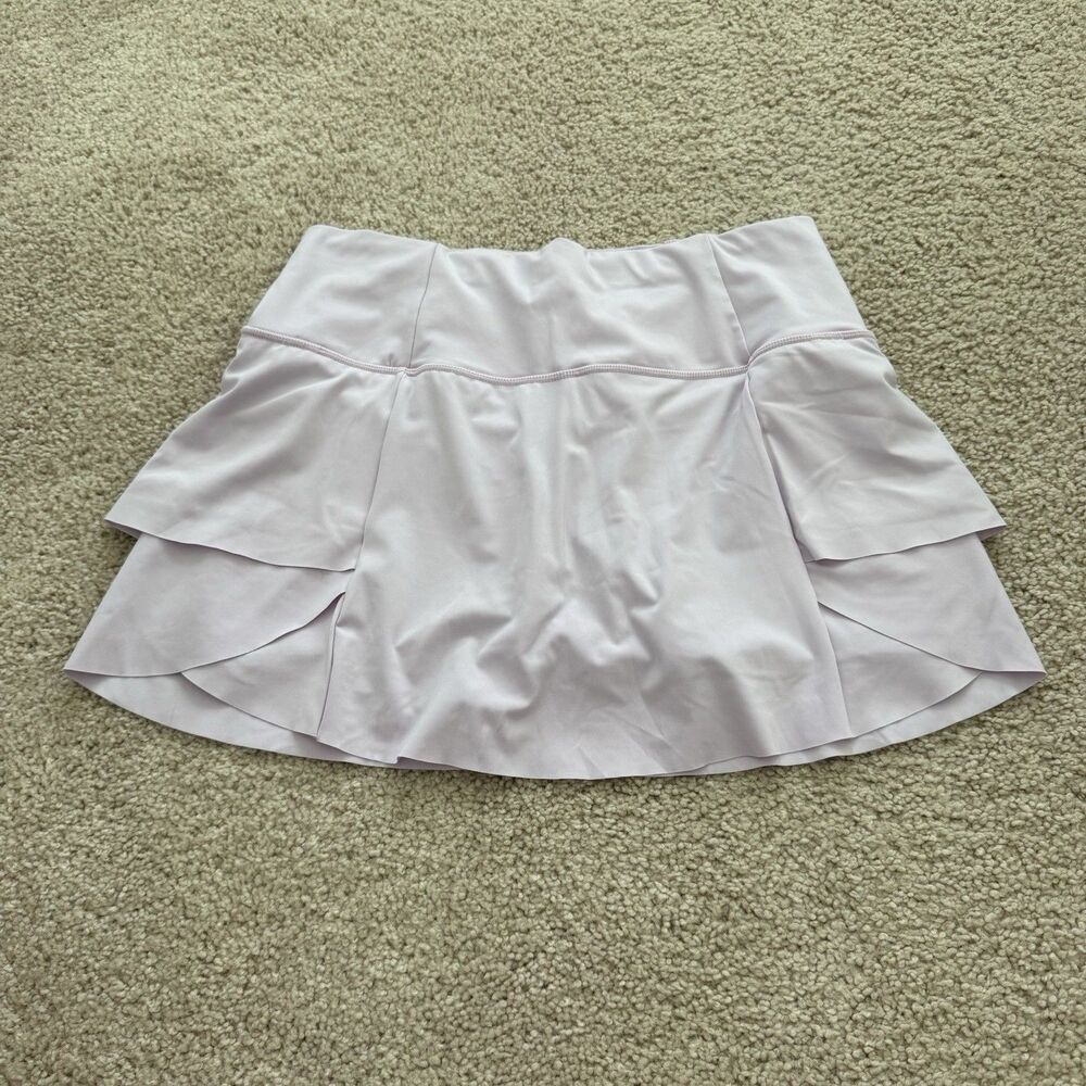 Athleta Momentum Tennis Skort Skirt Size S Lavender Pull On Outdoors Ruffle